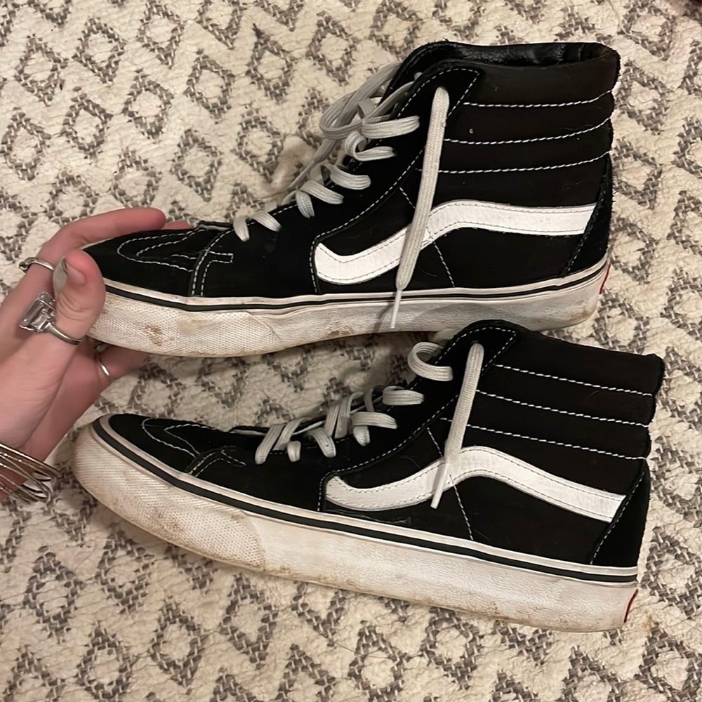 Classic Lace Up High Top Vans
